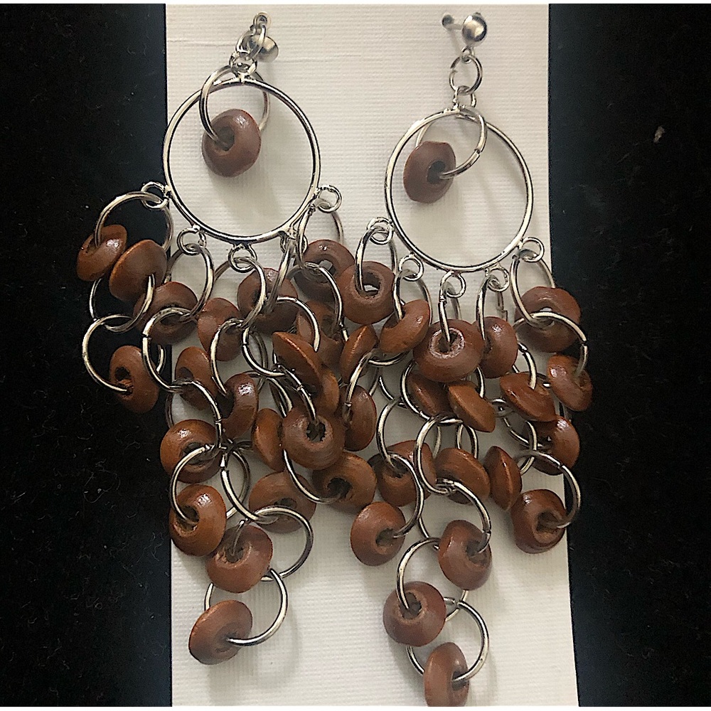 FREE ADD ON🫶🏻EARRINGS